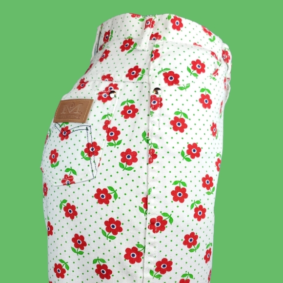 SOLD Vintage 60s flower jeans - Picture 6 of 13